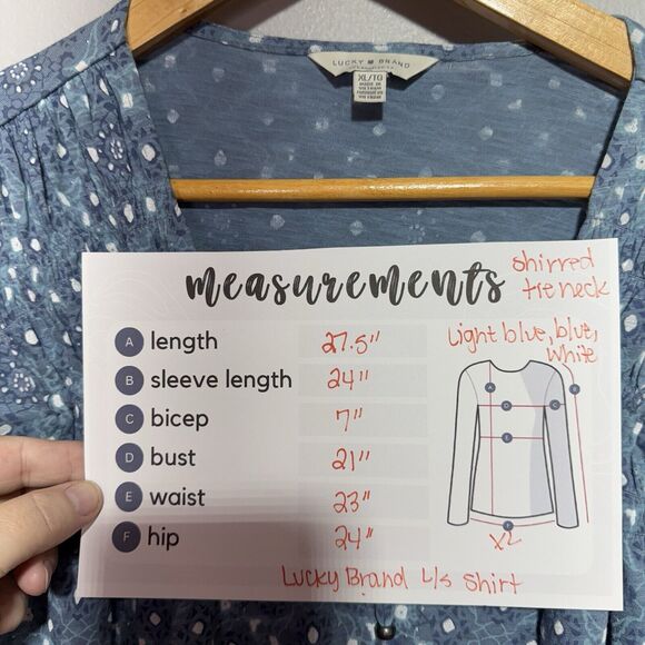 Lucky Brand Long Sleeve Top Women’s Size XL Blue Floral Print - Picture 8 of 8